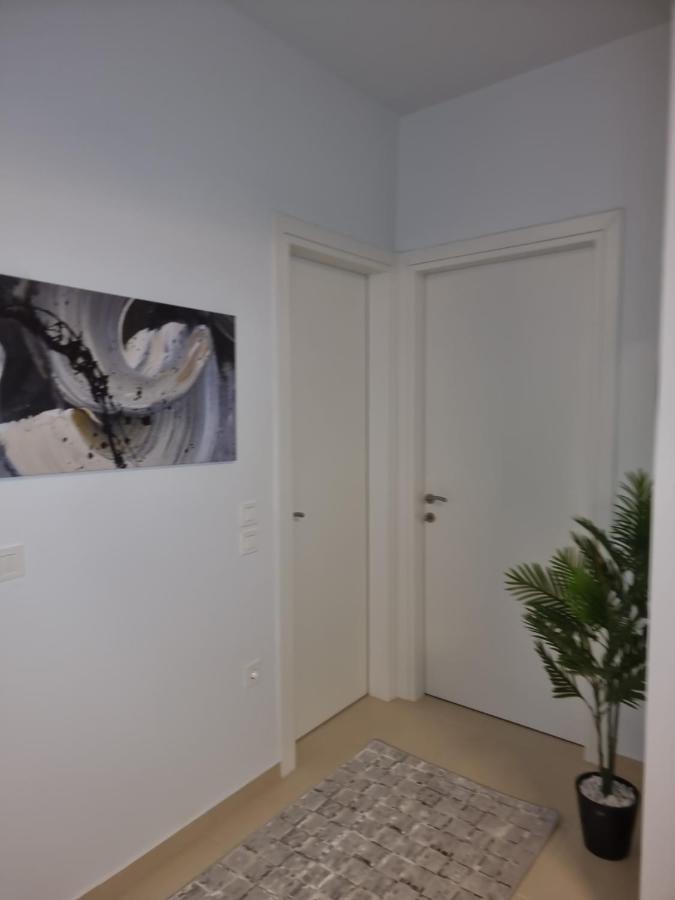 Melina's House Apartment Barbati